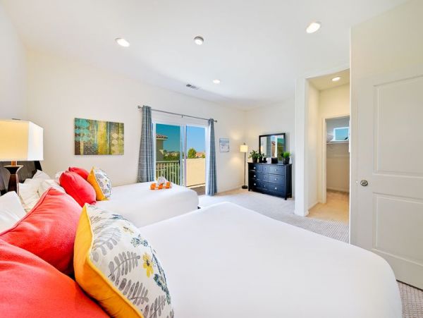 Anaheim Home 991219