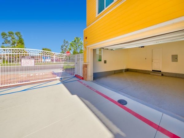Anaheim Home 991219