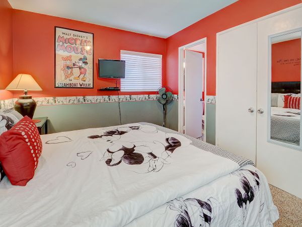 Anaheim Home 991220