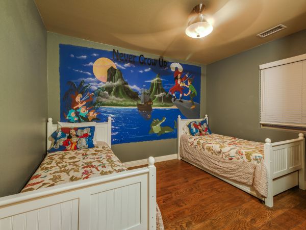 Anaheim Home 991221