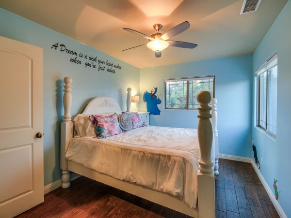 Anaheim Home 991221