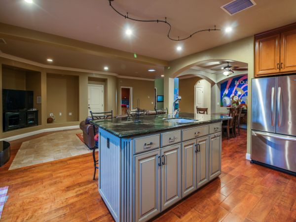 Anaheim Home 991221