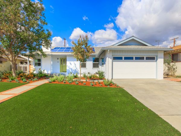 Anaheim 5 Bedroom Pool House Sleeps 13