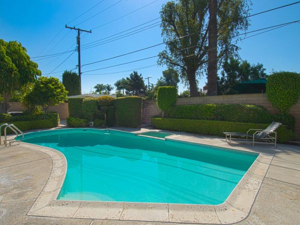 Anaheim Home 991223
