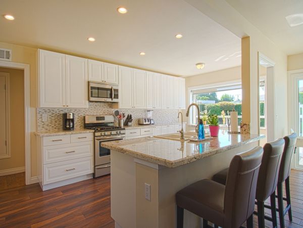 Anaheim Home 991223