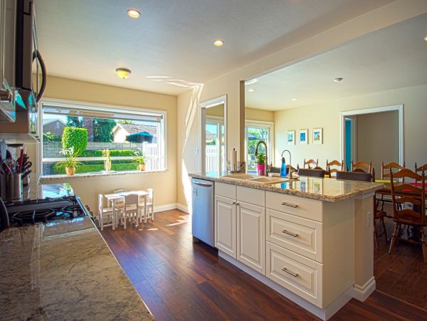 Anaheim Home 991223