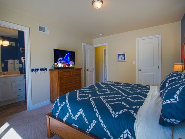 Anaheim Home 991223