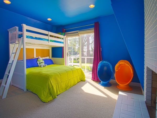 Anaheim Home 991223