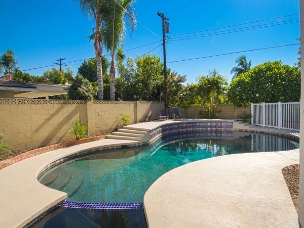Anaheim Home 991224