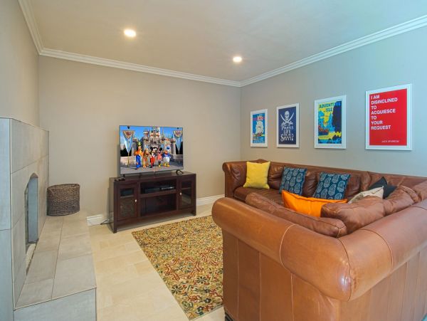 Anaheim Home 991224