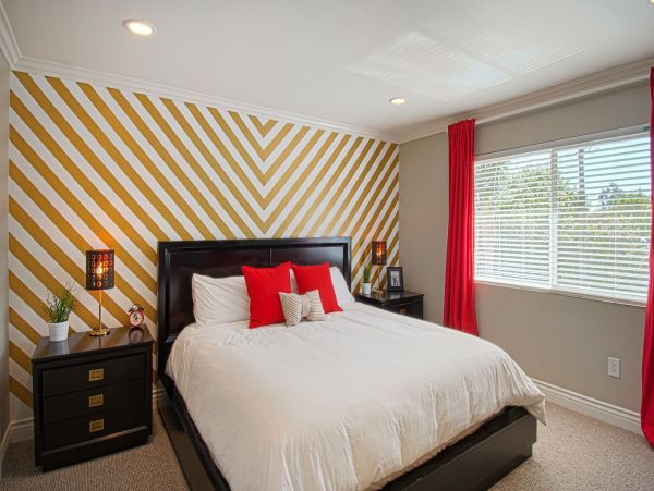 Anaheim Home 991224