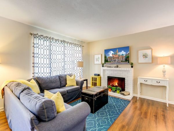 Anaheim Condo 991227