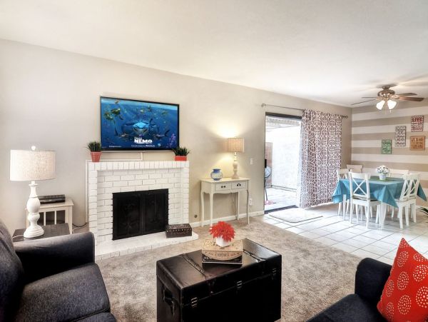 Anaheim Condo 991227