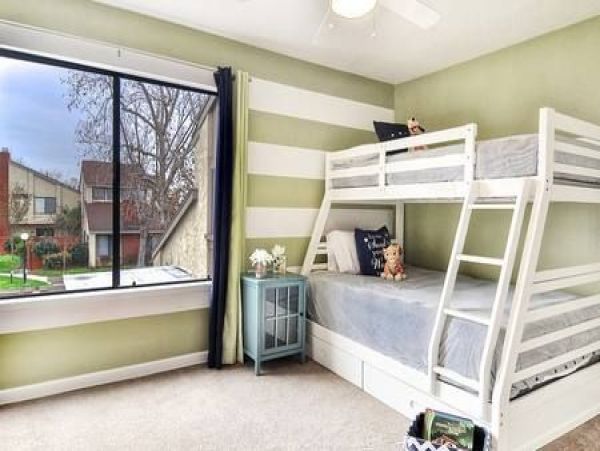 Anaheim Condo 991227