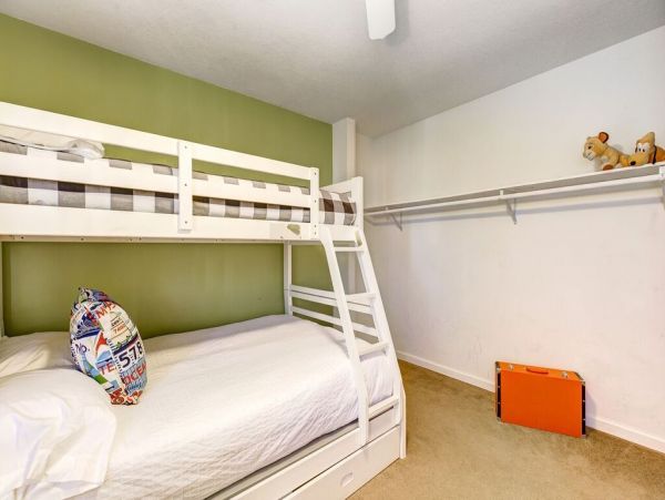 Anaheim Condo 991227