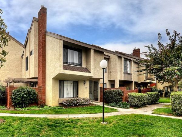 Anaheim Condo 991227