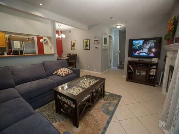 Anaheim Condo 991229