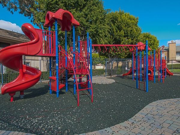 Anaheim Condo 991230