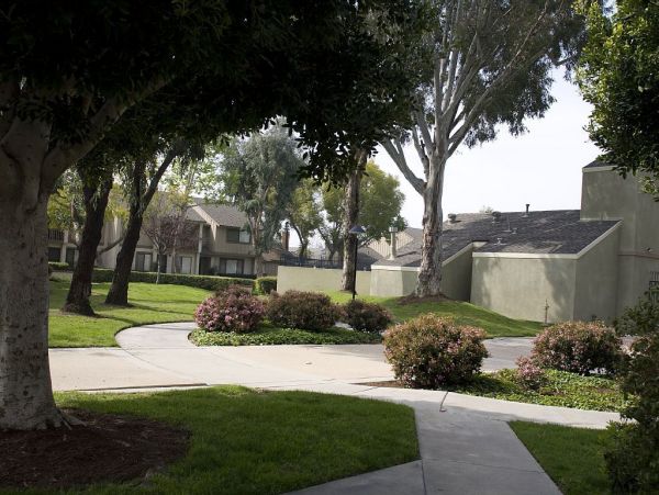 Anaheim Condo 991230