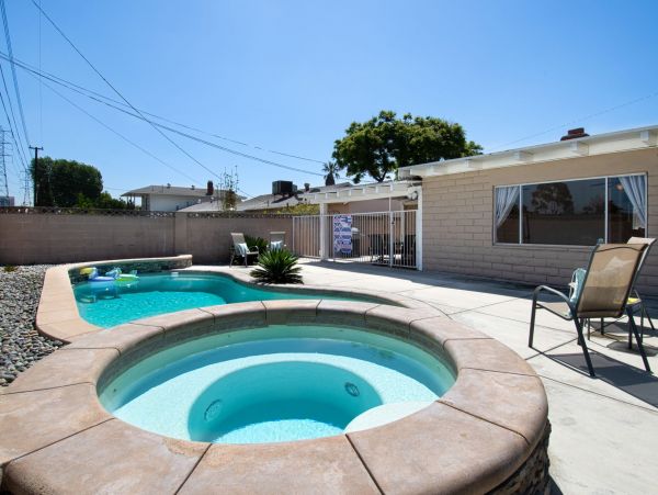 Anaheim Home 991231