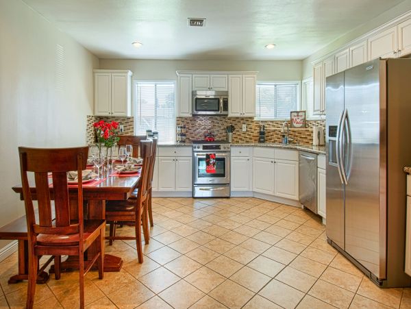 Anaheim Home 991231