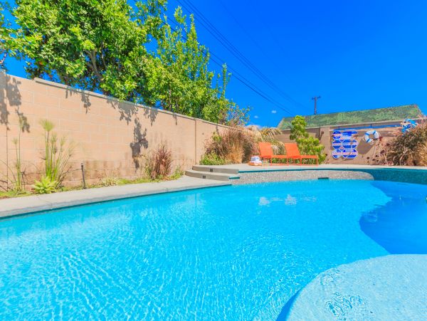 Anaheim Spacious 4 Bedroom Home Private Pool