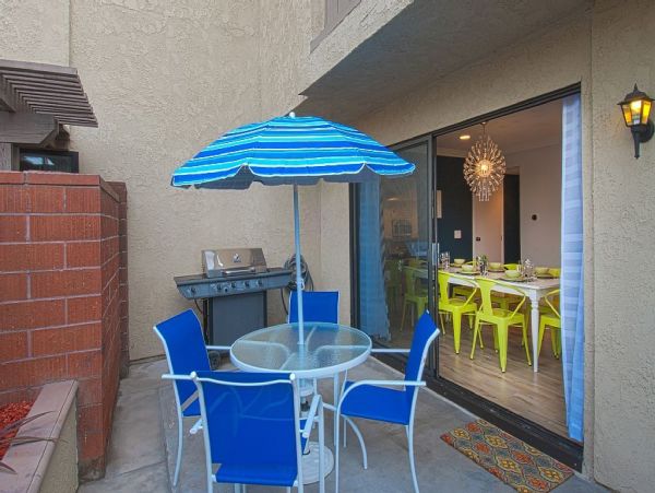 Anaheim Condo 991234