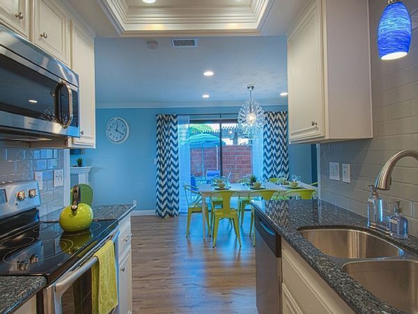 Anaheim Condo 991234
