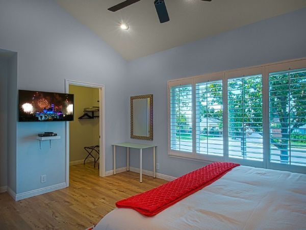 Anaheim Condo 991234