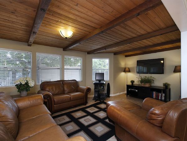 Anaheim Home 991236