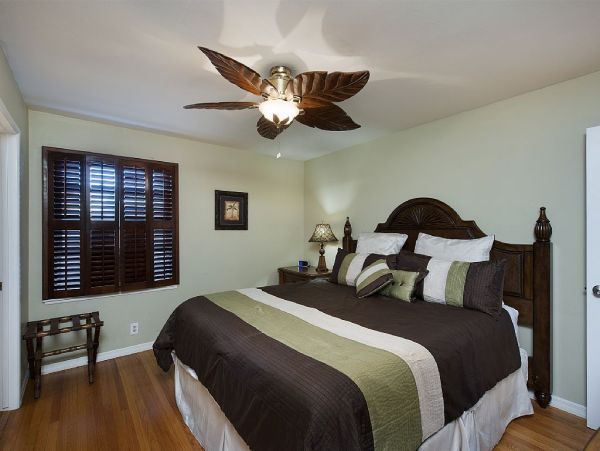 Anaheim Home 991236