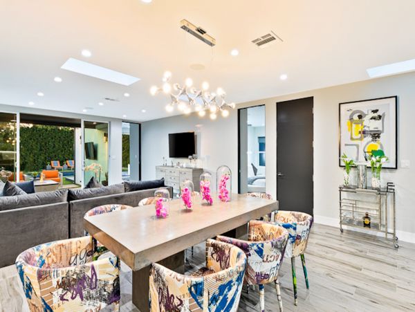 Los Angeles Home 991238