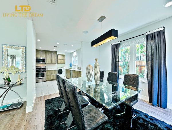 Los Angeles Home 991239