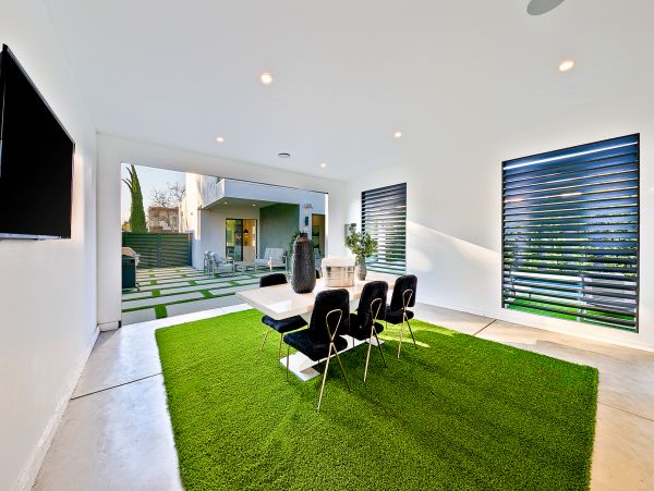 Los Angeles Home 991242