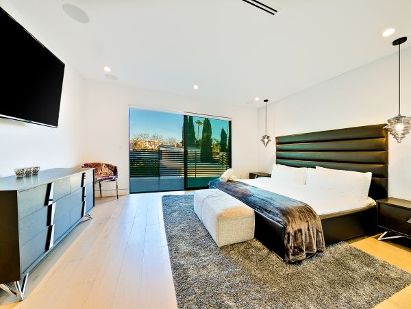 Los Angeles Home 991242