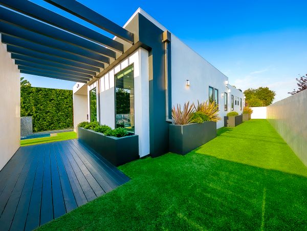 Los Angeles Home 991243