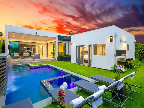 Los Angeles Home 991243