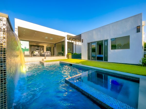 Los Angeles Home 991243