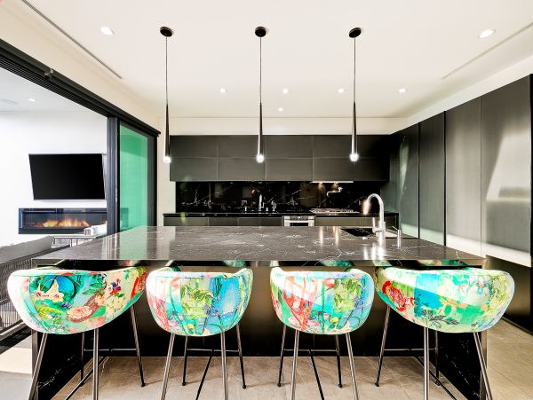 Los Angeles Home 991243