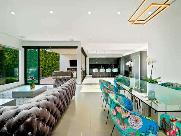 Los Angeles Home 991243