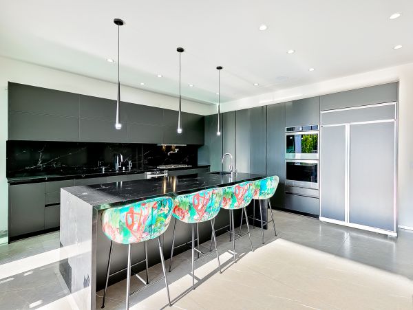 Los Angeles Home 991243