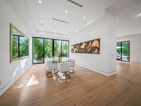 Los Angeles Home 991244
