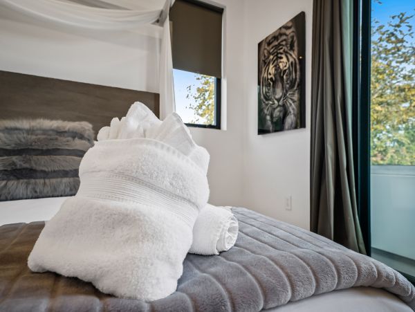 Los Angeles Home 991244