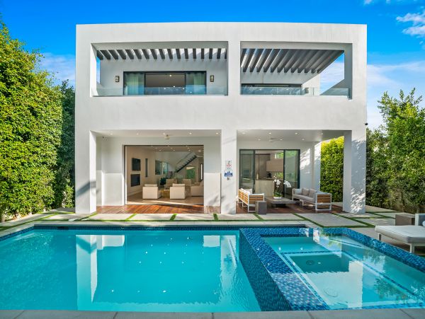 Los Angeles Home 991244