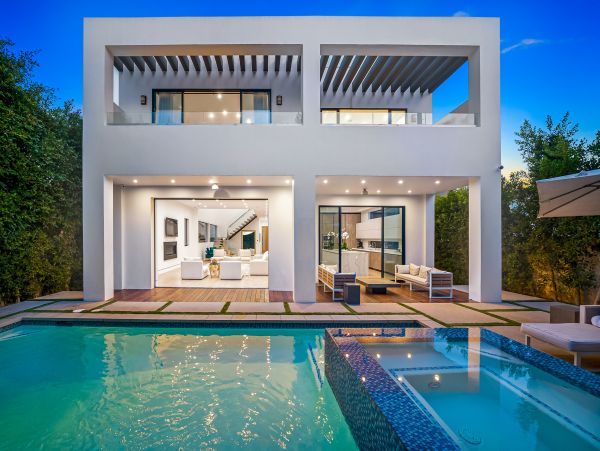 Los Angeles Home 991244