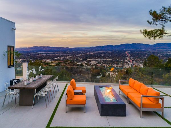 Los Angeles Home 991247