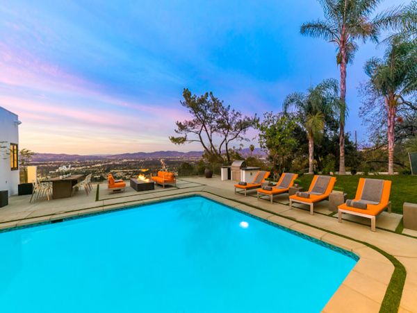 Los Angeles Home 991247