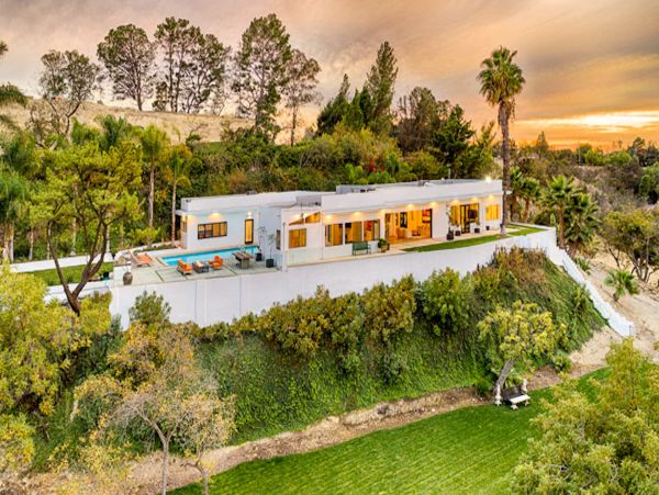 Los Angeles Home 991247