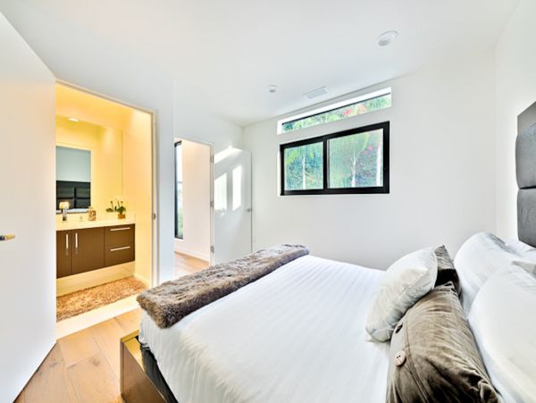 Los Angeles Home 991247