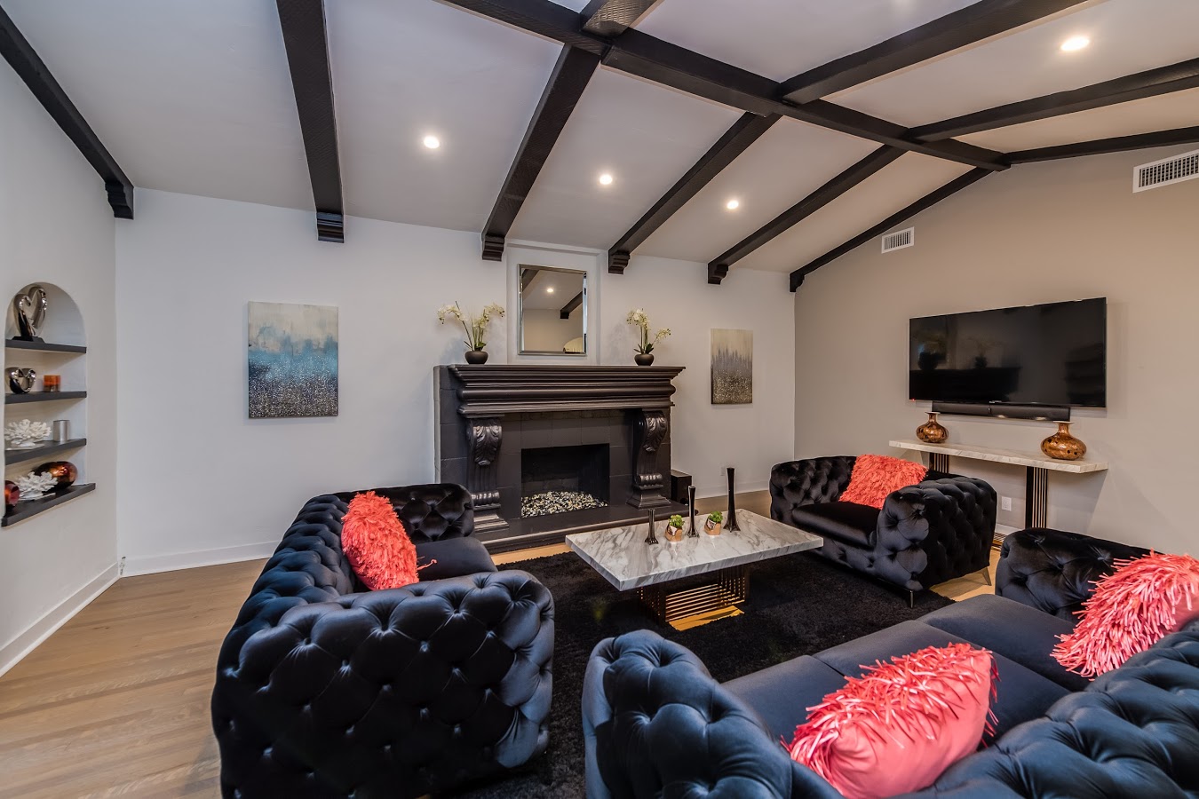 Los Angeles Home 991248